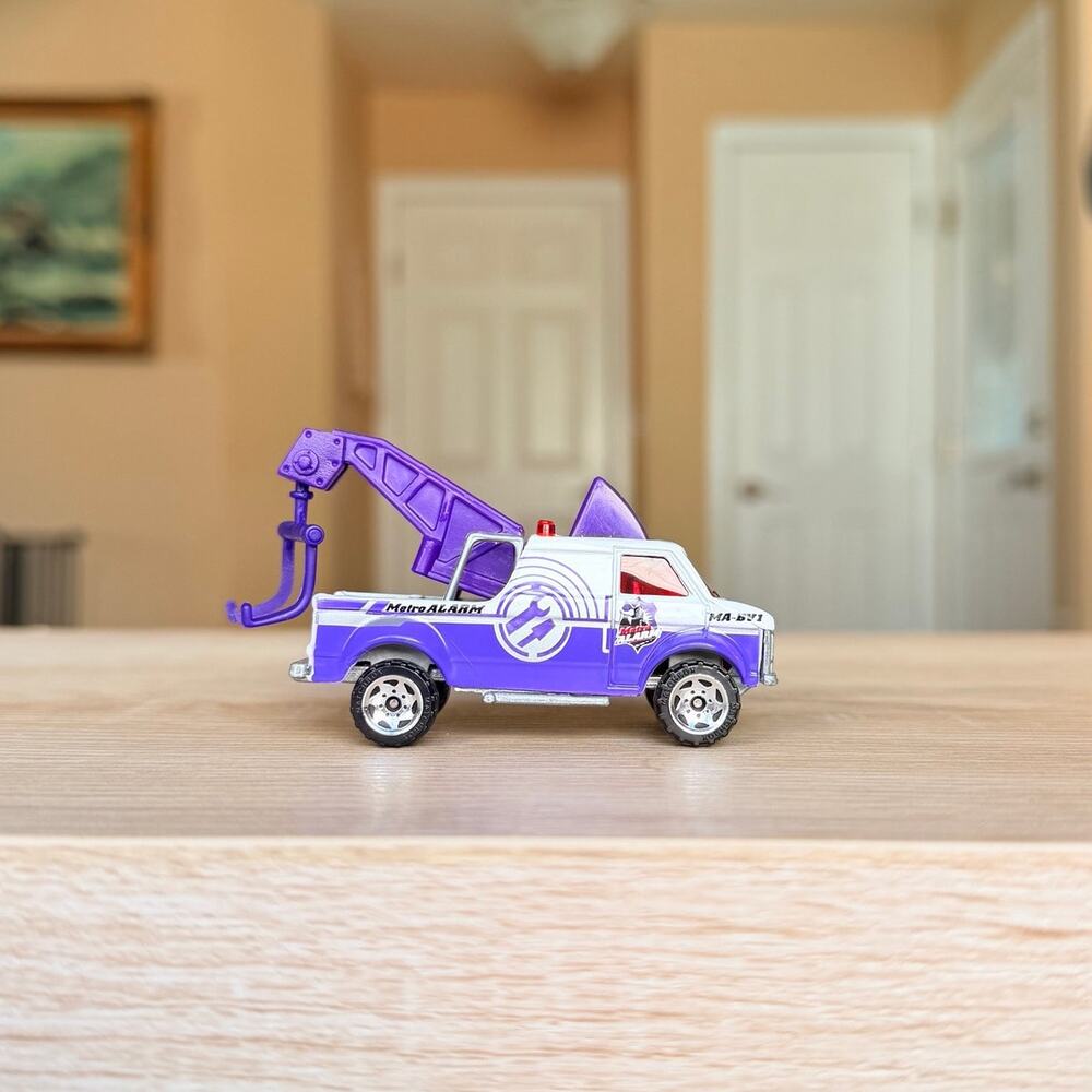 1985 Matchbox Breakdown Van Rescue Riders White & Purple Diecast Toy Tow Truck